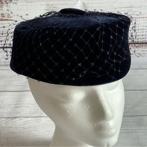 Franklin Simon Royale Navy Blue Special Elegant Hat Netted Veil - Made in USA